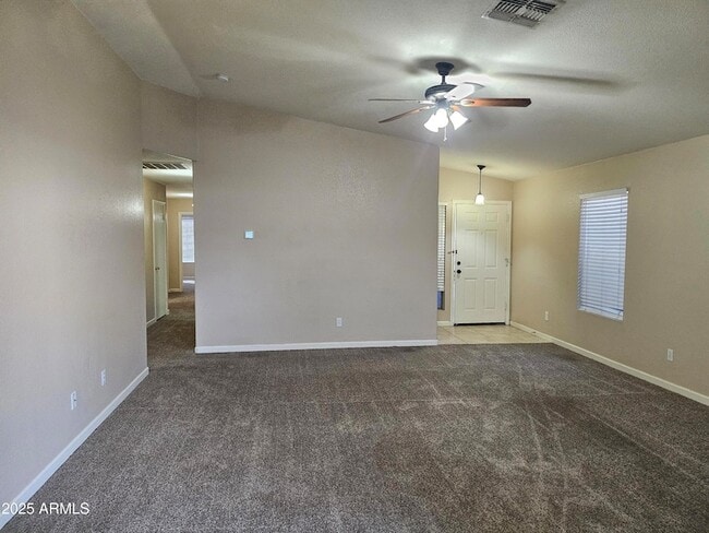 Photo - 842 E Impreria St