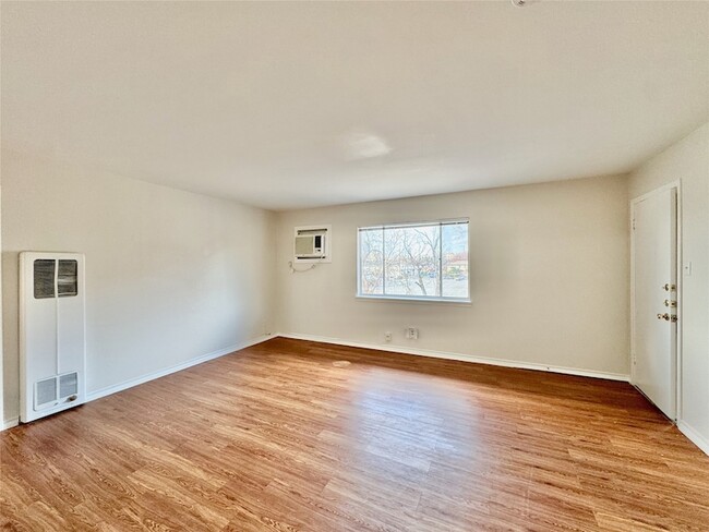 Photo - 5717 McCommas Blvd Unit H