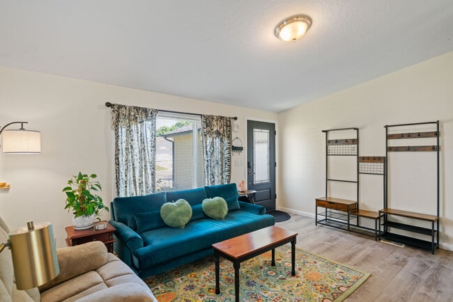 Photo - 109 Meghans Way Unit ID1292394P