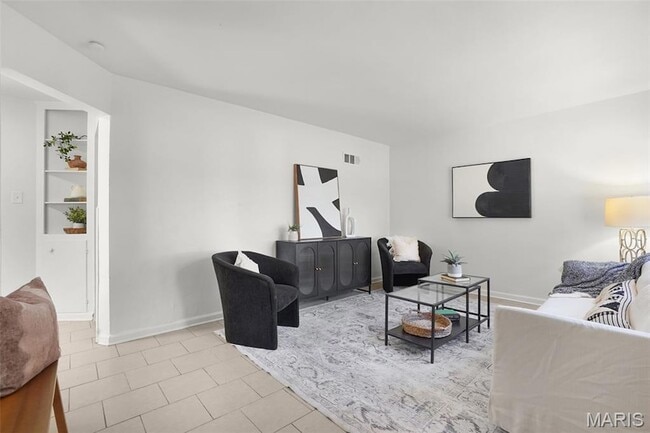 Photo - 9845 Dennis Dr