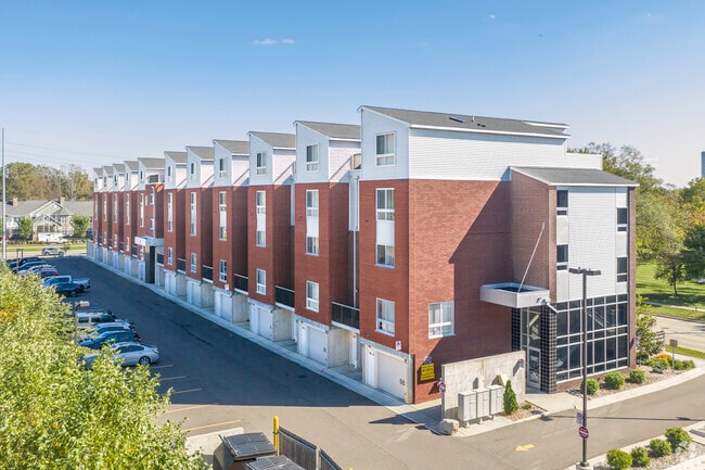 Amber Town Center Townhomes & Lofts - Amber Town Center Townhomes & Lofts
