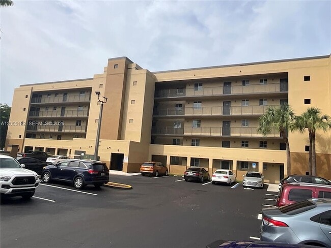 Building Photo - 14931 SW 82nd Ln Unit 18405