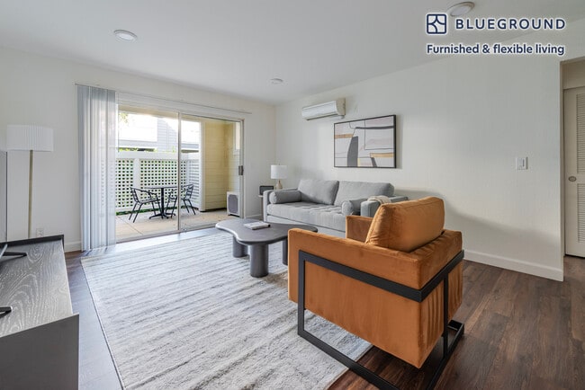 Building Photo - 900 Pepper Tree Ln Unit FL1-ID2046