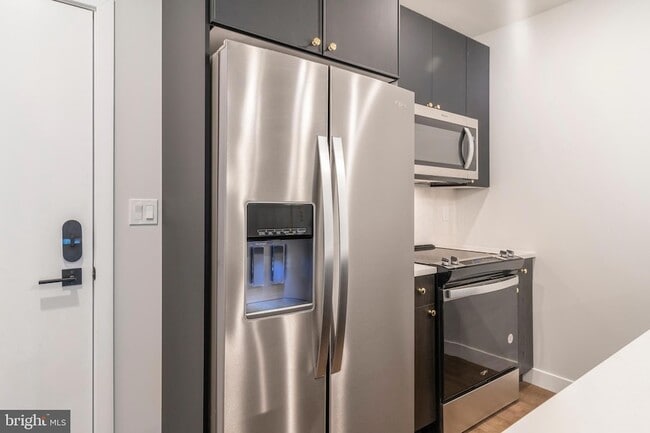 Photo - 1102 Germantown Ave Unit 205