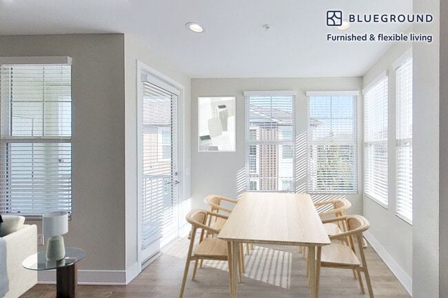 Photo - 1000 Lupine Unit FL3-ID10362A