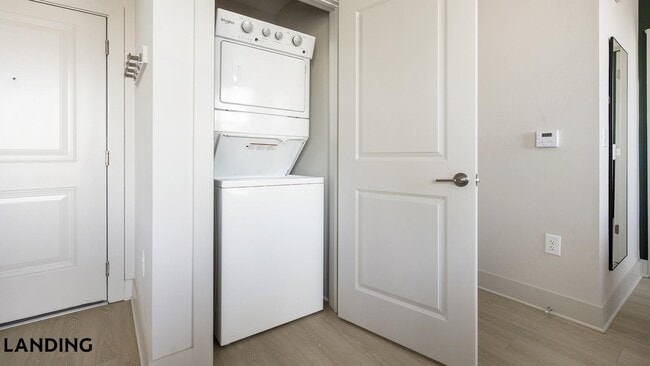 Photo - 900 N Tryon St Unit 2116