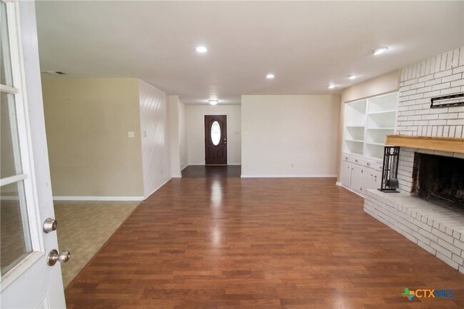 Photo - 616 Manning Dr