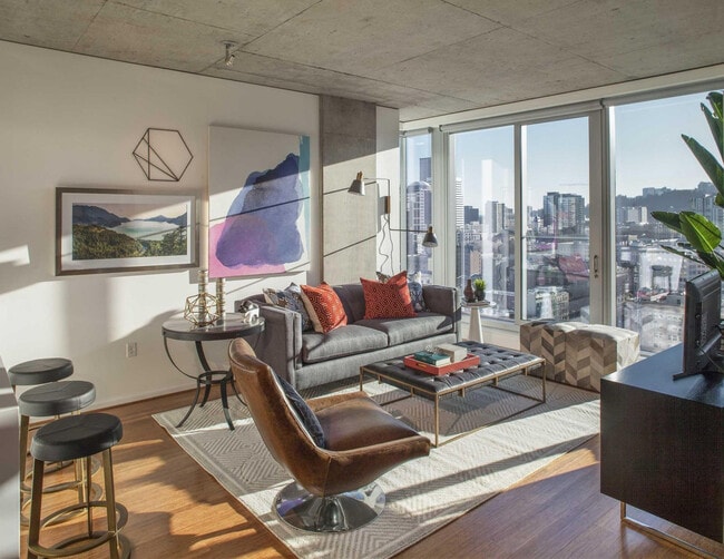 Building Photo - 430 SW 13th Ave Unit ID1280542P