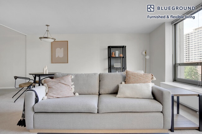 Photo - 3450 N Lake Shore Dr Unit SI FL5-ID714