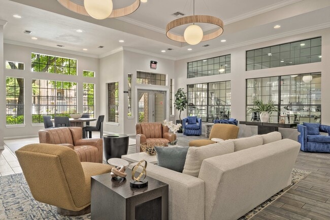 Resident Lounge - Greenbriar Park