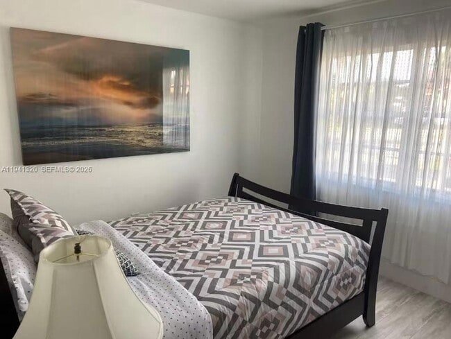 Photo - 9076 NW 114th St