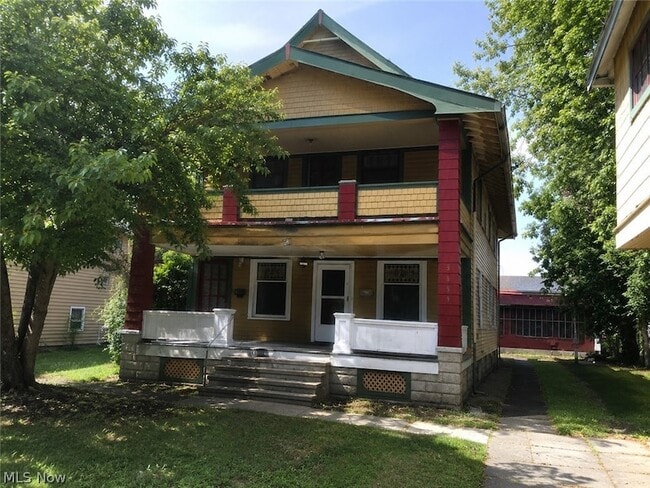 Photo - 3155 W 48th St