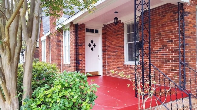 Photo - 1458 Watson St