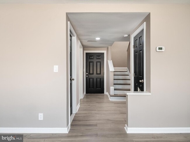 Photo - 2050 Nike Dr