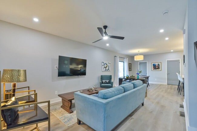 Building Photo - 1257 Francis St NW Unit SI ID1596447P