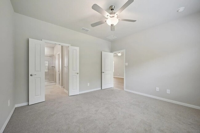 Photo - 524 Clover Crk Dr