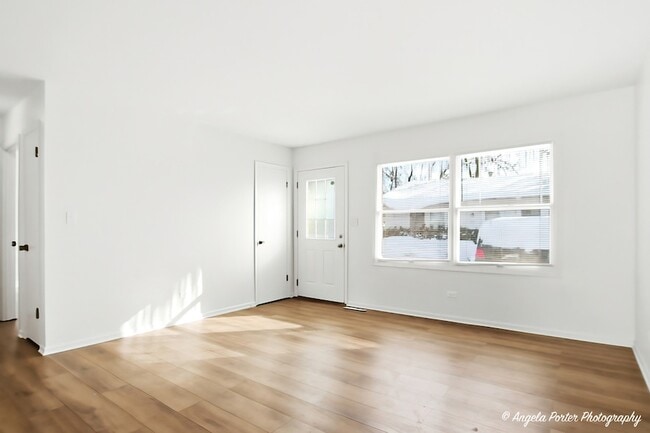 Photo - 829 Washington St