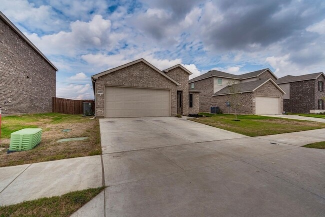 Photo - 4432 Sagecroft Rd