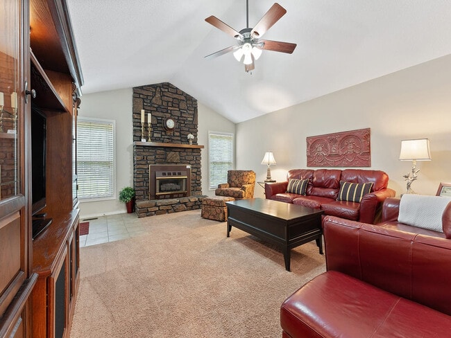 Building Photo - 42 Basildon Cir Unit SI ID1621842P