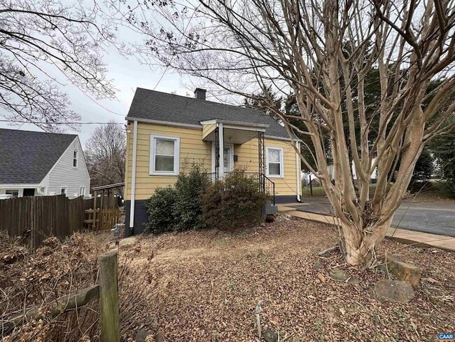 Building Photo - 1104 Altavista Ave