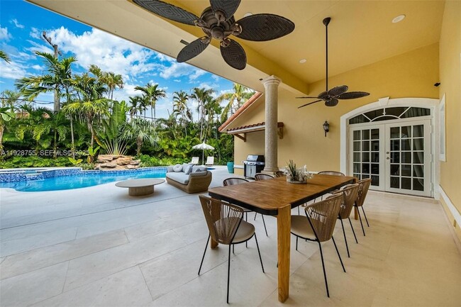 Photo - 1033 Almeria Ave