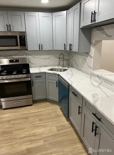 Photo - 269 Bromley Pl