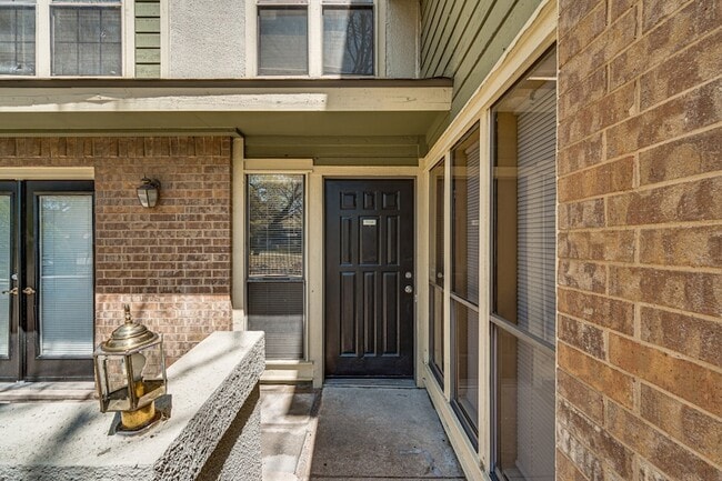 Photo - 9611 Walnut St Unit 1106