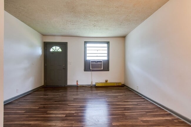 Photo - 1733 17th Ave N