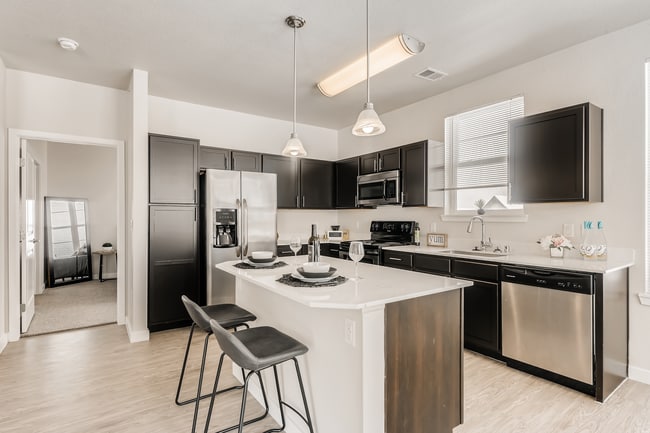 Building Photo - Park Hill 4000