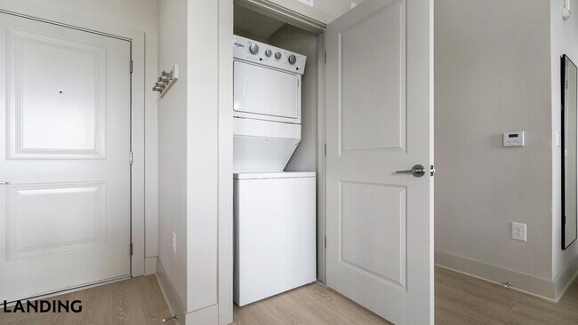 Photo - 900 N Tryon St Unit 4116