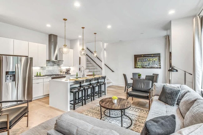 Photo - 1035a Scovel St Unit ID1051688P