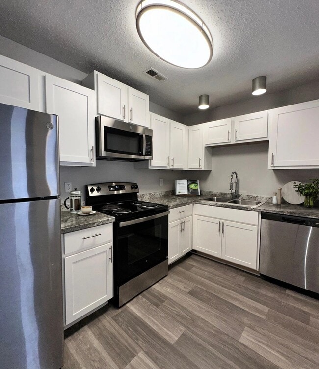 Photo - Coffey Creek Apartments