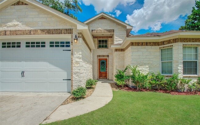 Building Photo - 10572 Twin Oak Dr