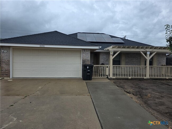 Building Photo - 3101 Westwood Dr