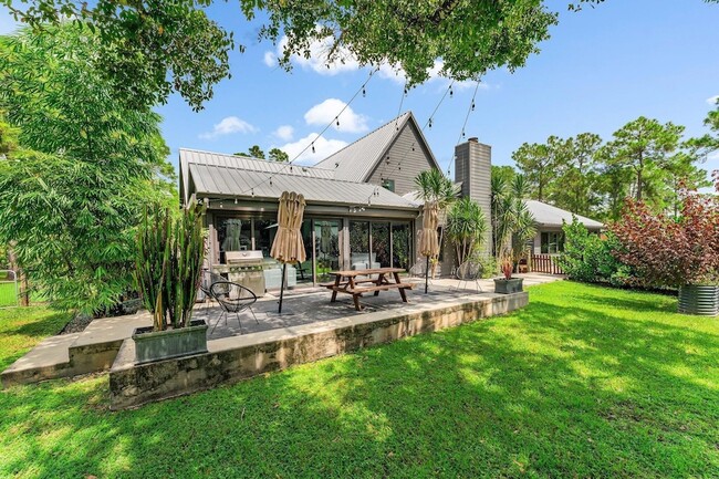 Photo - 12142 157th St N