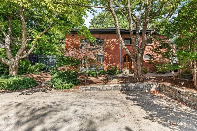 Photo - 193 Hope St