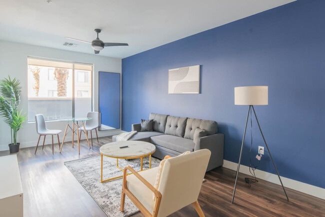 Photo - 701 W Rio Salado Pkwy Unit SI ID1263093P