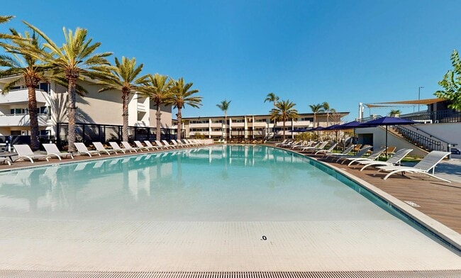 Photo - Eight 80 Newport Beach