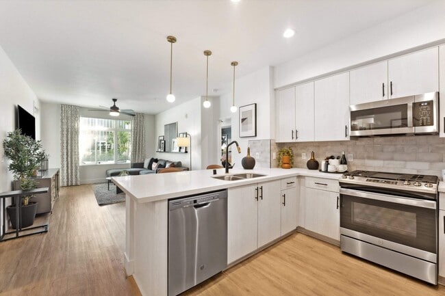 Vive on The Park San Diego, CA | CorporateHousing