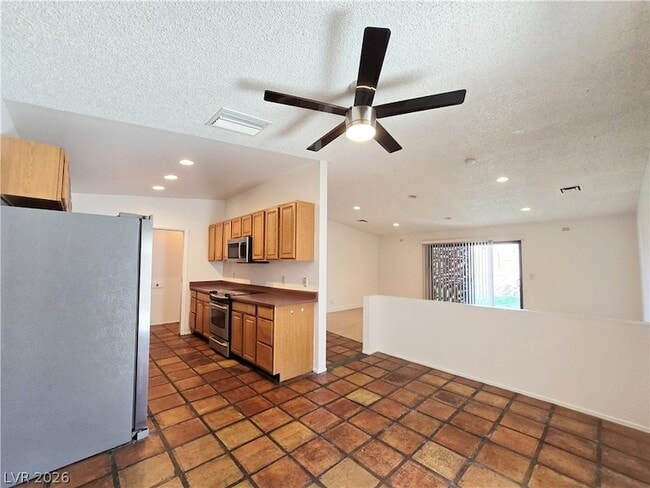 Photo - 6346 Bullion Blvd