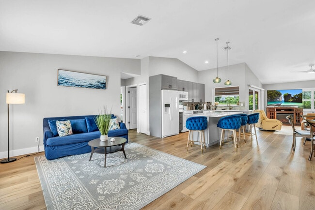 Photo - 81 Wickliffe Dr Unit FL1-ID1073563P