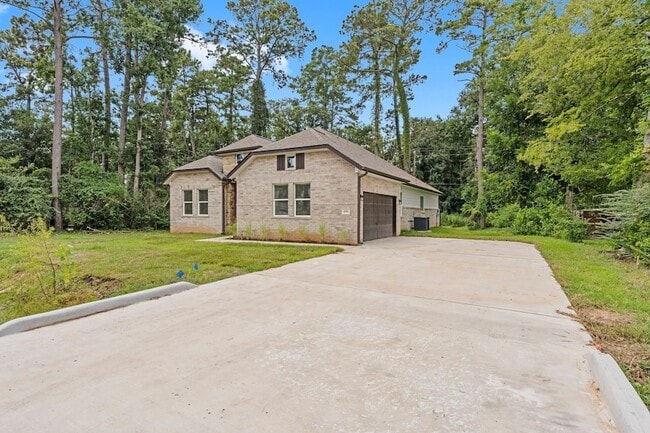 Photo - 478 Stephen F Austin Dr