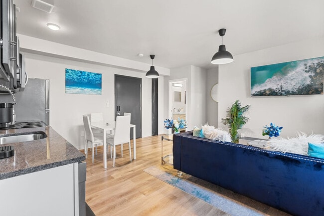 Photo - 1800 W Bethune St Unit ID1228664P