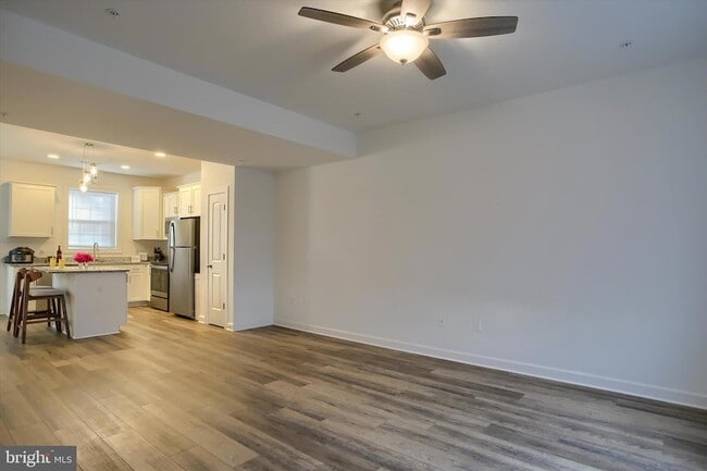 Photo - 30 Parkview Dr