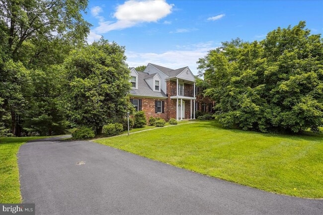 Photo - 9708 Locust Hill Dr