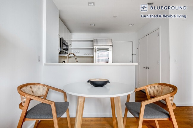 Photo - 635 W 42nd St Unit SI FL18-ID1436