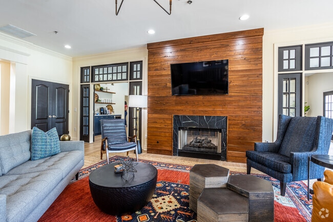 Clubhouse - Jefferson Pointe