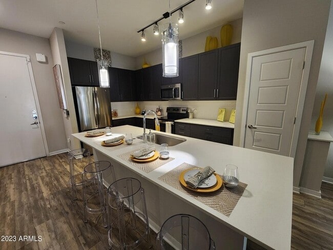 Photo - 200 E Thomas Rd Unit A4