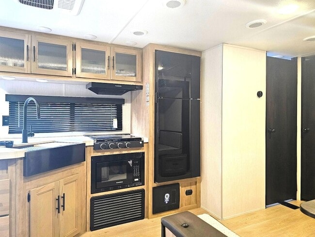 Photo - 19301 Green Grove Ct