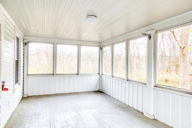 Photo - 7249 State Rd